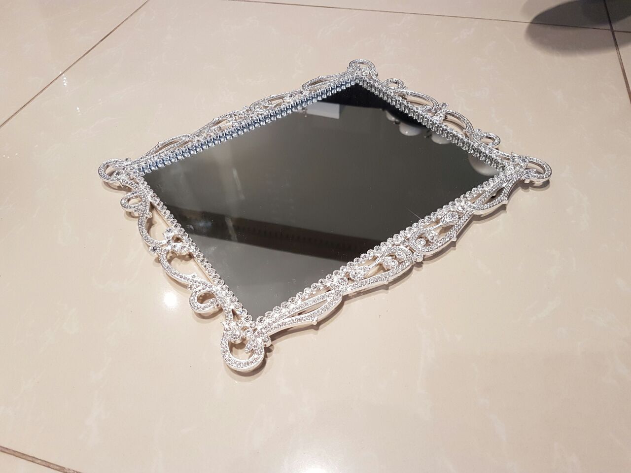 MEDIUM DIAMANTE TRAY MIRRORED - Image 2