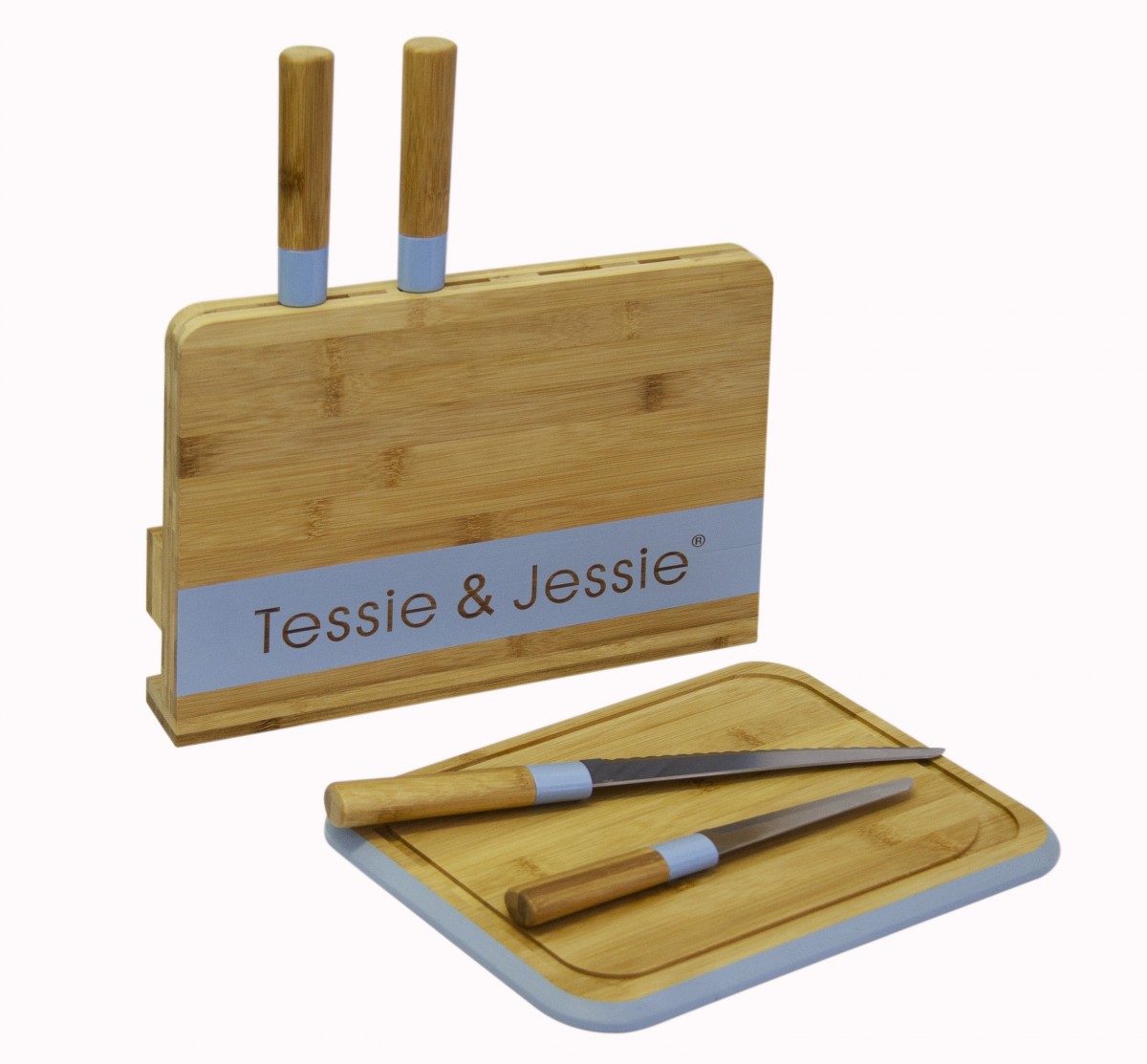 BAMBOO CUTTING BOARD & 4PC KNIFE SET – T&J - Image 2